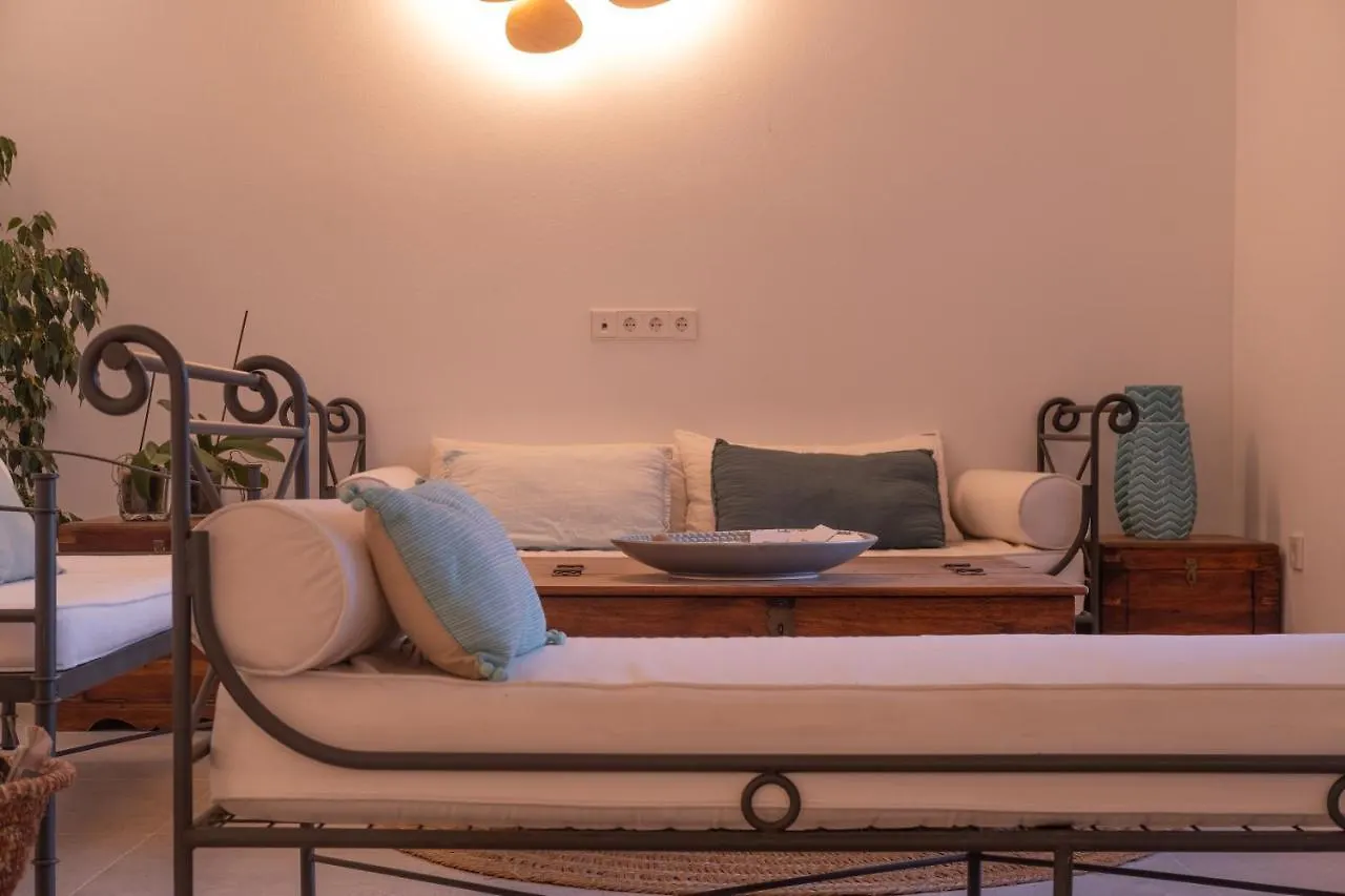 Hostal Aigua Clara Playa de Migjorn Pensión