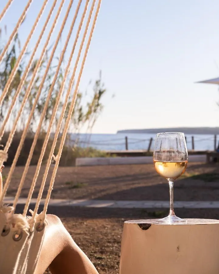 ** Konukevi Hostal Aigua Clara Playa Migjorn İspanya
