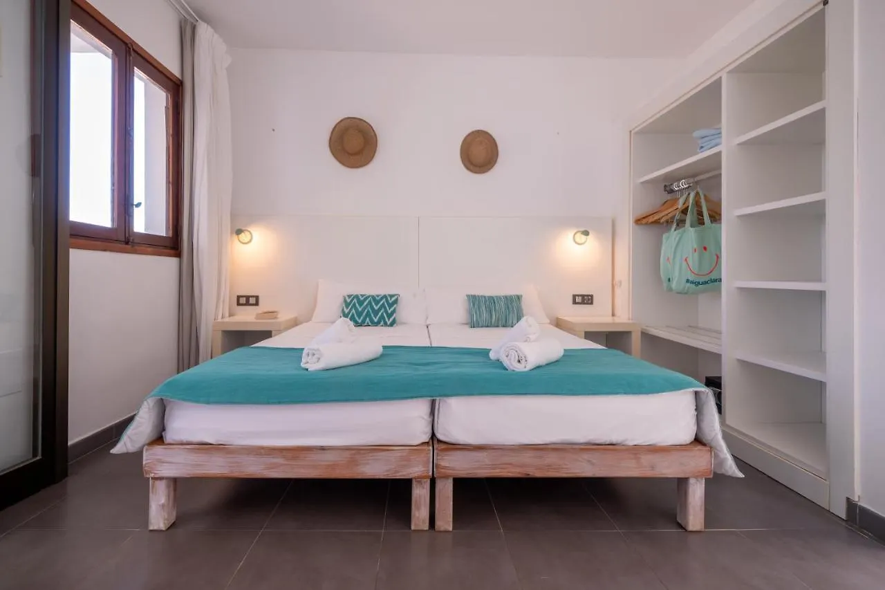 Pensión Hostal Aigua Clara Playa de Migjorn