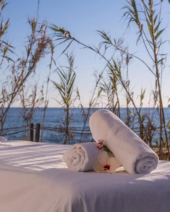 Hostal Aigua Clara Playa Migjorn